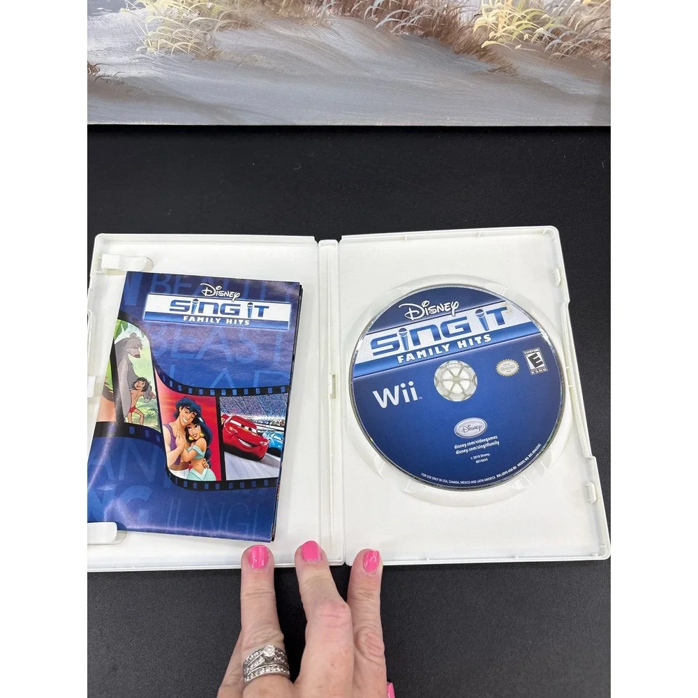 Disney Sing It Family Hits Nintendo Wii Game RVL P SDFE 2010 Video Game
